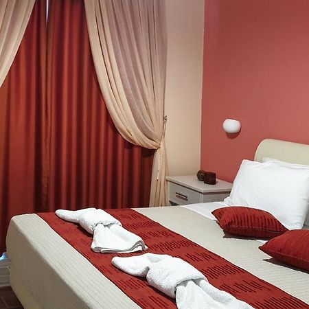 Helen Apartments & Studios Agios Stefanos Avliotes  Екстер'єр фото